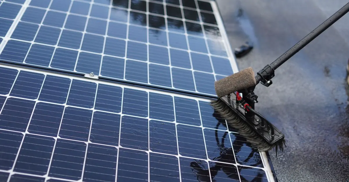Comment entretenir vos panneaux solaires pour une durée de vie optimale